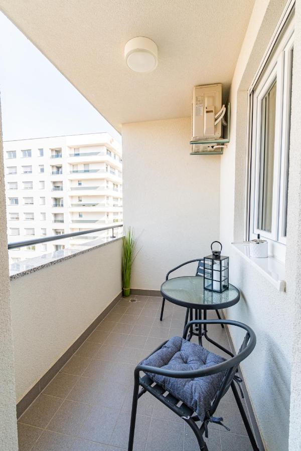 Appartement Flexible Selfcheckins 25 - Zagreb - Garage - Loggia - New - Luxury Extérieur photo